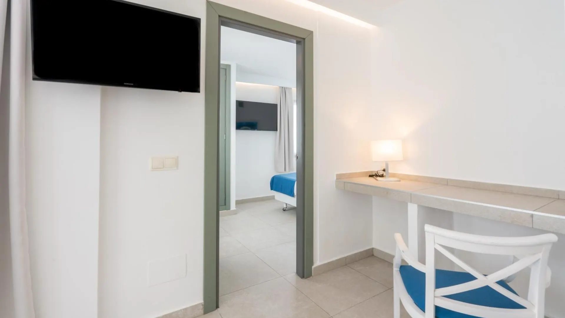 Guya Wave Hotel (Adults Only) Cala Ratjada  3*, Cala Ratjada (Mallorca)