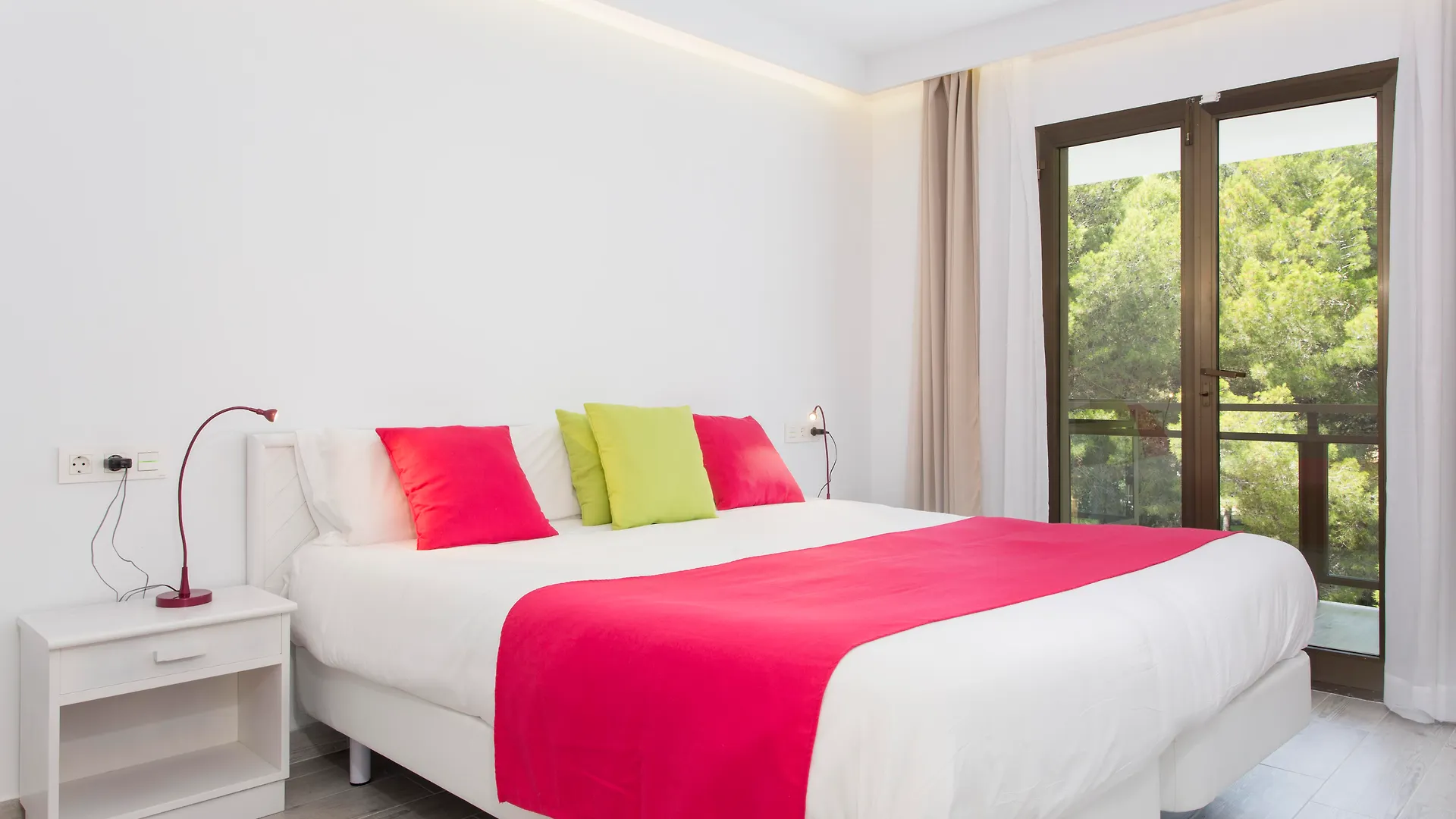 Guya Wave Hotel (Adults Only) Cala Ratjada  3*, Cala Ratjada (Mallorca)