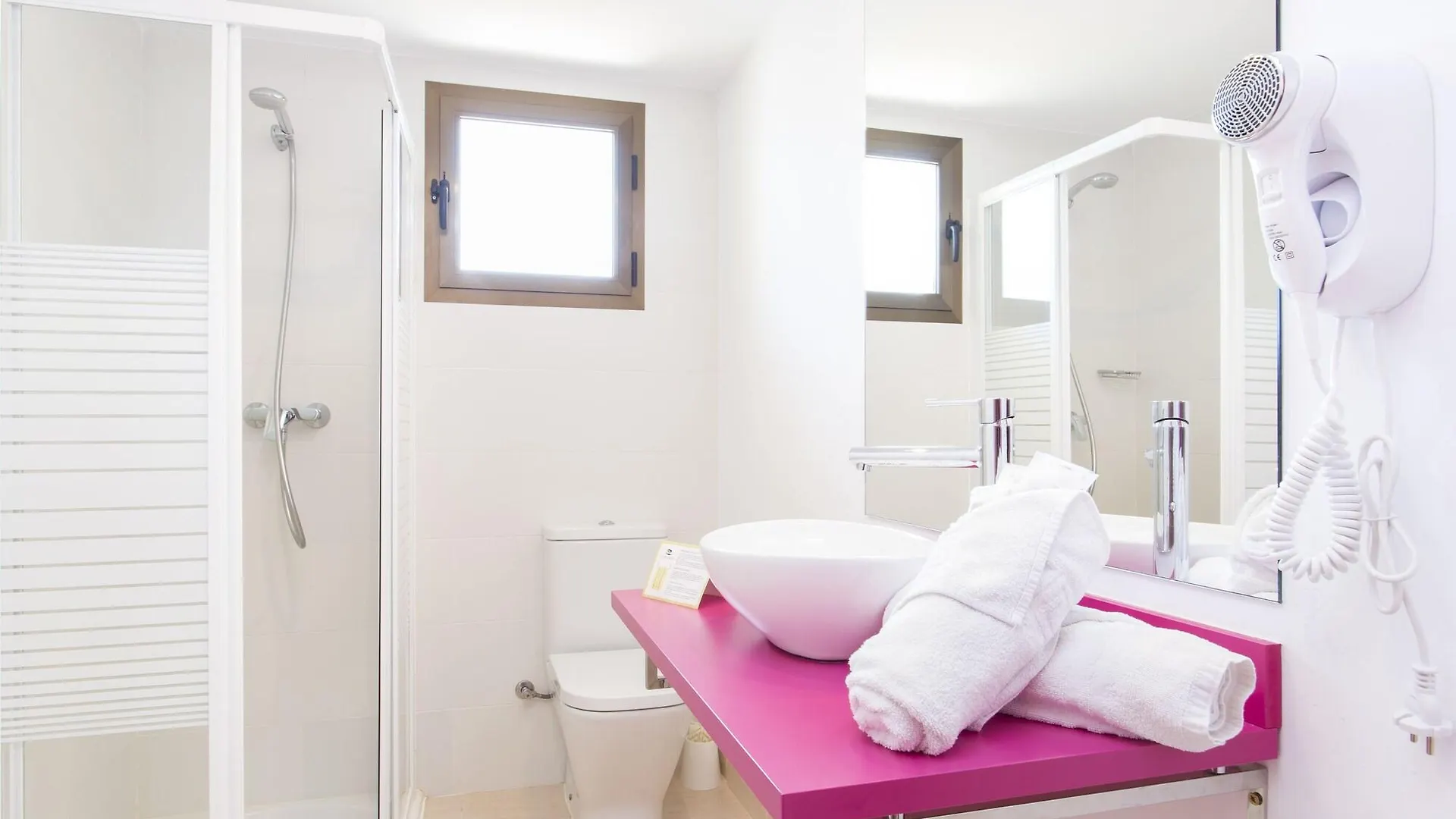 Guya Wave Hotel (Adults Only) Cala Ratjada