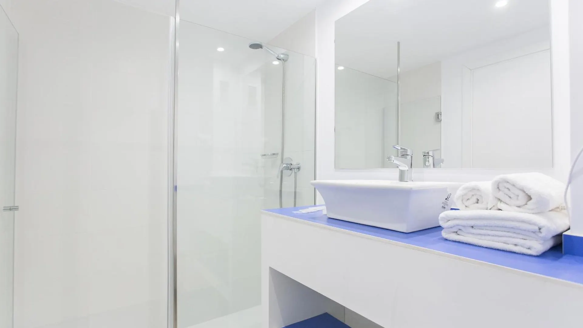 Guya Wave Hotel (Adults Only) Cala Ratjada